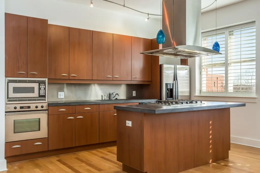 206 11th Street Ne Unit 504, Atlanta, Georgia 30309, 1 Bedroom Bedrooms, ,1 BathroomBathrooms,Residential,Sold,206 11th Street Ne Unit 504,5797820