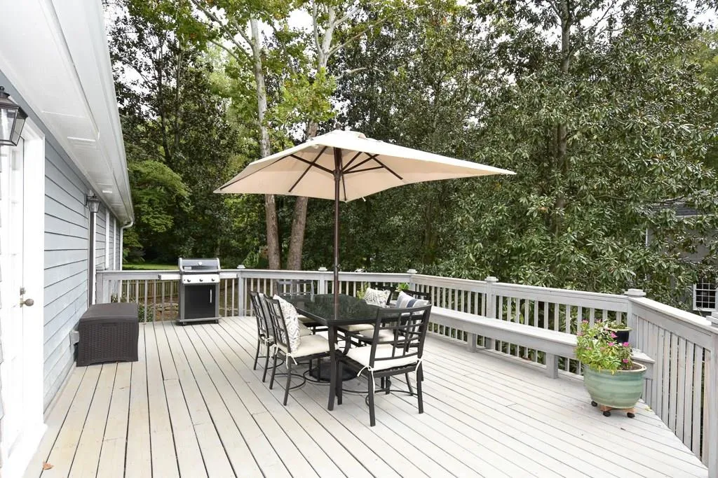 1075 Churchill Downs Road, Sandy Springs, Georgia 30319, 4 Bedrooms Bedrooms, ,3 BathroomsBathrooms,Residential,Sold,1075 Churchill Downs Road,5600525