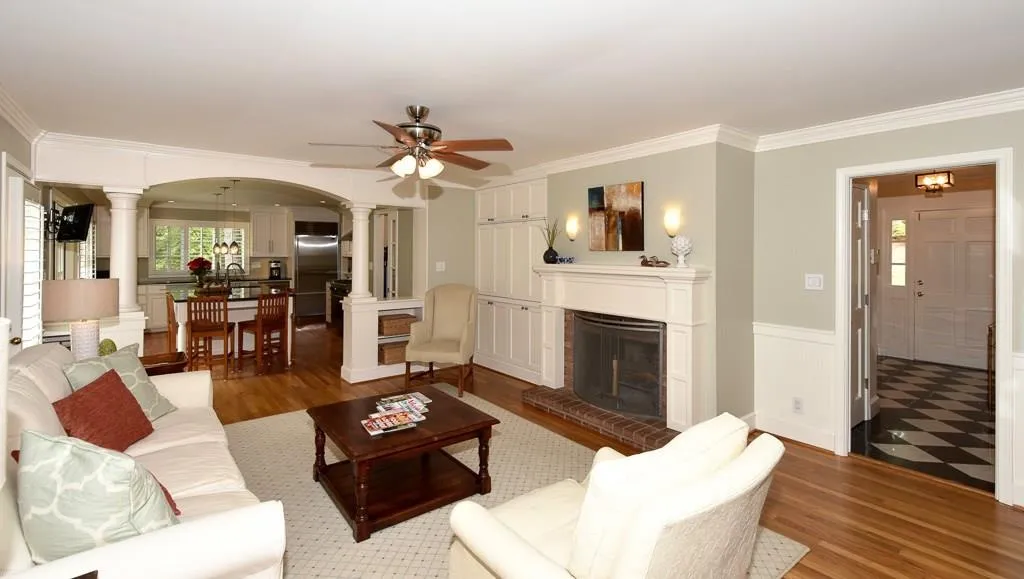 1075 Churchill Downs Road, Sandy Springs, Georgia 30319, 4 Bedrooms Bedrooms, ,3 BathroomsBathrooms,Residential,Sold,1075 Churchill Downs Road,5600525