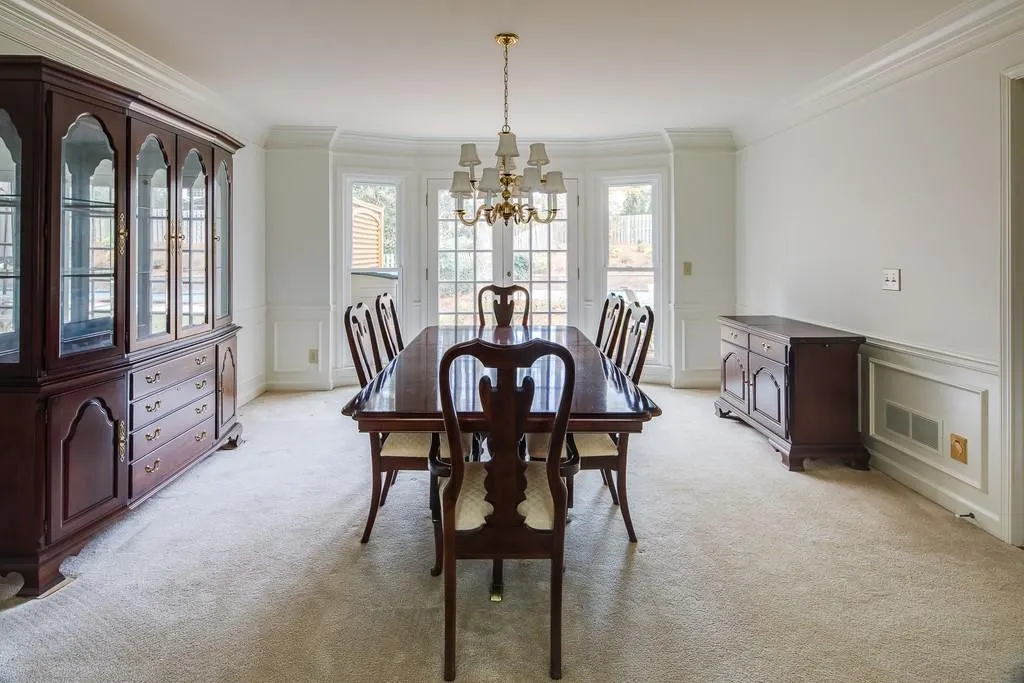 1710 Redbourne Drive, Sandy Springs, Georgia 30350, 4 Bedrooms Bedrooms, ,4 BathroomsBathrooms,Residential,Sold,1710 Redbourne Drive,6816893