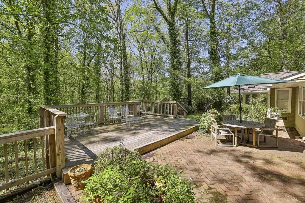 4750 Rebel Trail, Atlanta, Georgia 30327, 3 Bedrooms Bedrooms, ,2 BathroomsBathrooms,Residential,Sold,4750 Rebel Trail,7508297