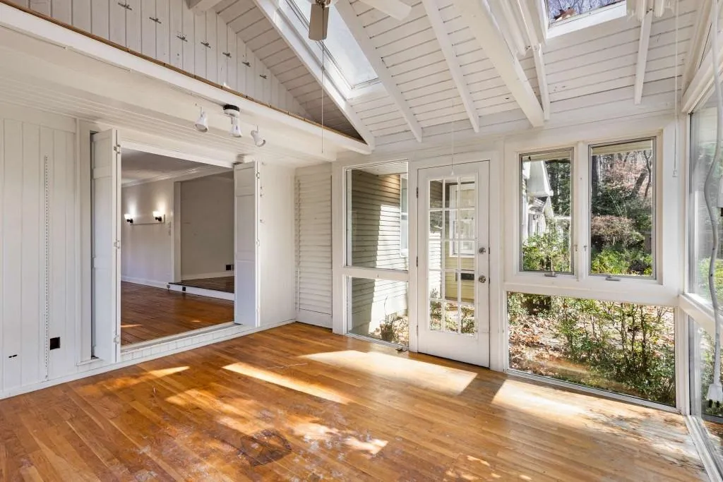 4750 Rebel Trail, Atlanta, Georgia 30327, 3 Bedrooms Bedrooms, ,2 BathroomsBathrooms,Residential,Sold,4750 Rebel Trail,7508297