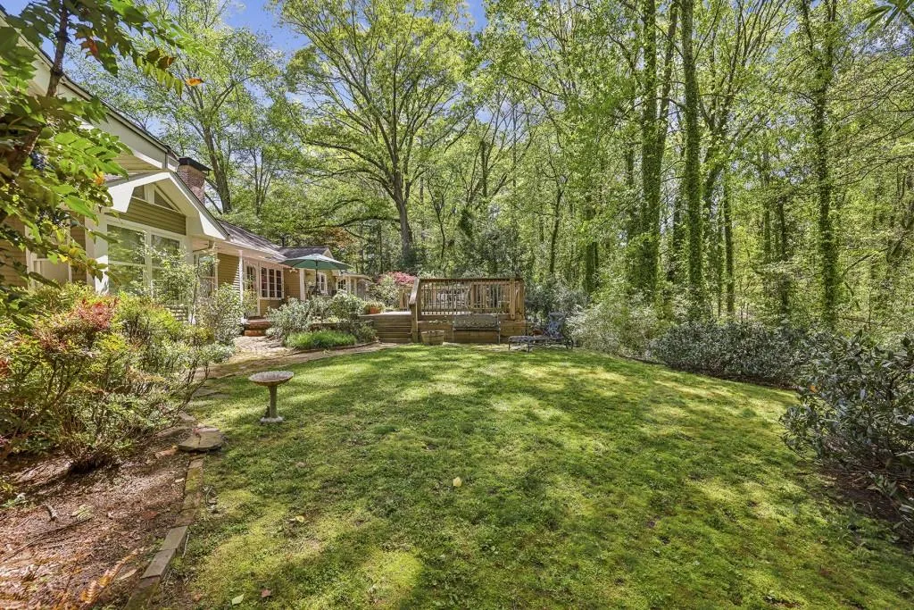 4750 Rebel Trail, Atlanta, Georgia 30327, 3 Bedrooms Bedrooms, ,2 BathroomsBathrooms,Residential,Sold,4750 Rebel Trail,7508297