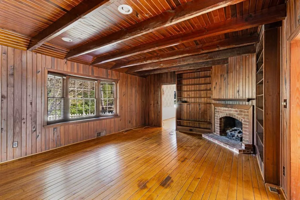 4750 Rebel Trail, Atlanta, Georgia 30327, 3 Bedrooms Bedrooms, ,2 BathroomsBathrooms,Residential,Sold,4750 Rebel Trail,7508297