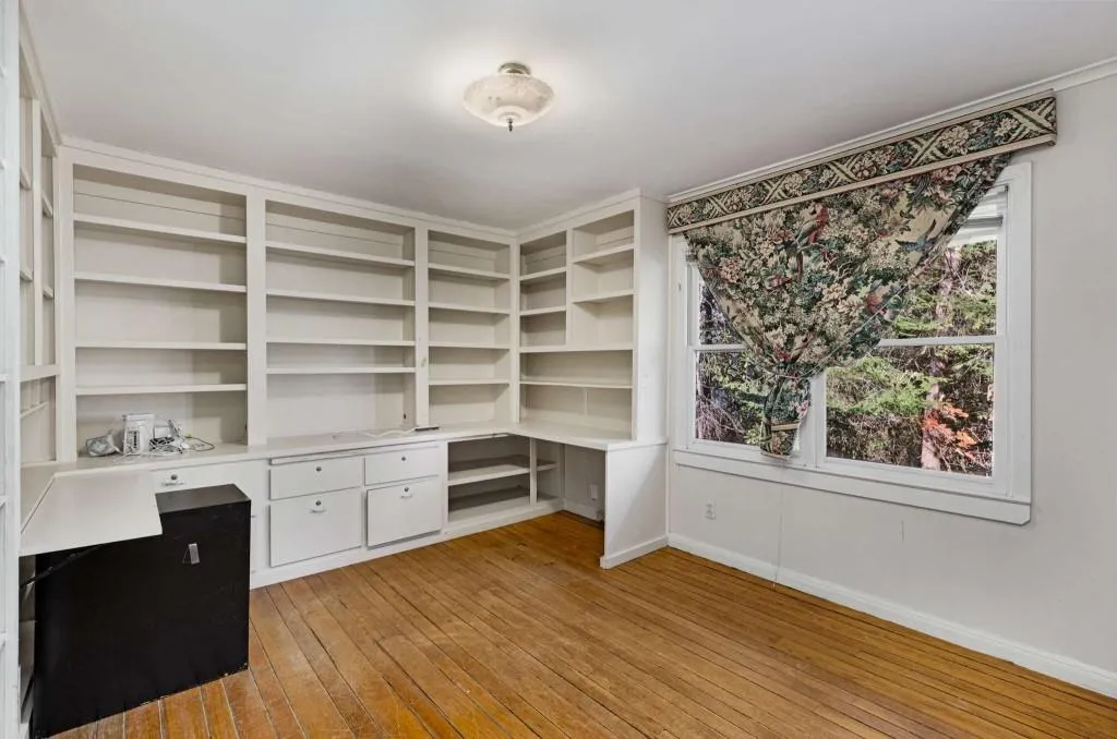 4750 Rebel Trail, Atlanta, Georgia 30327, 3 Bedrooms Bedrooms, ,2 BathroomsBathrooms,Residential,Sold,4750 Rebel Trail,7508297