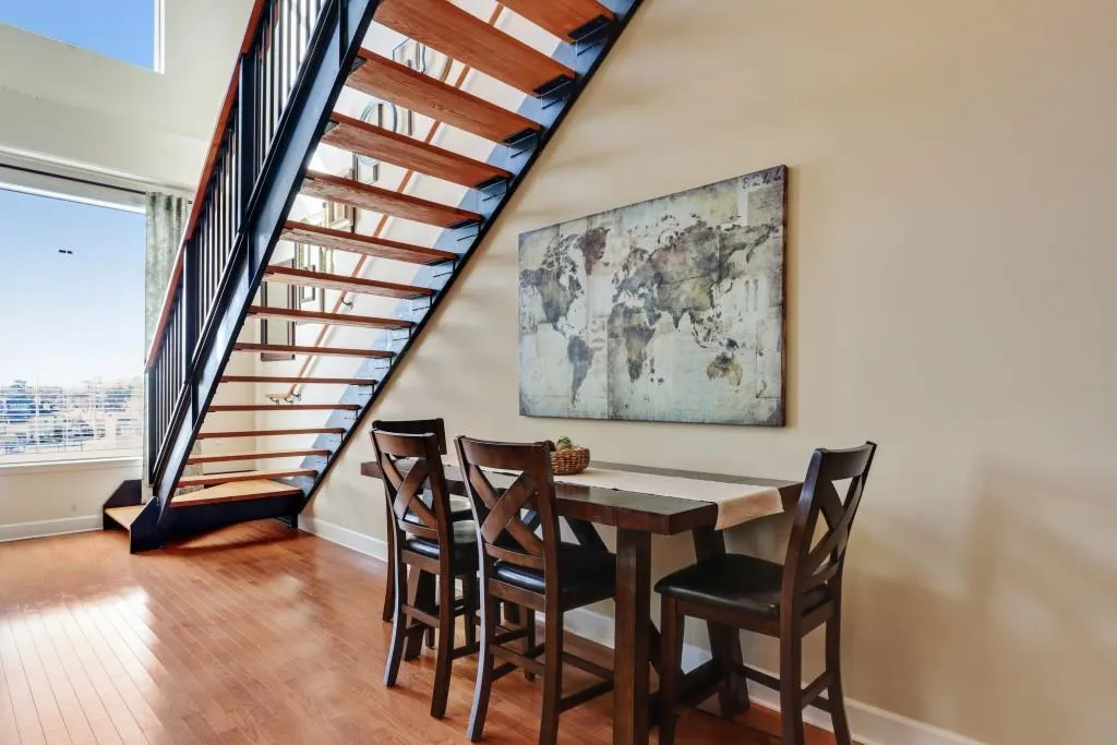 3820 Roswell Road Ne Unit 503, Atlanta, Georgia 30342, 2 Bedrooms Bedrooms, ,2 BathroomsBathrooms,Residential,Sold,3820 Roswell Road Ne Unit 503,5809287