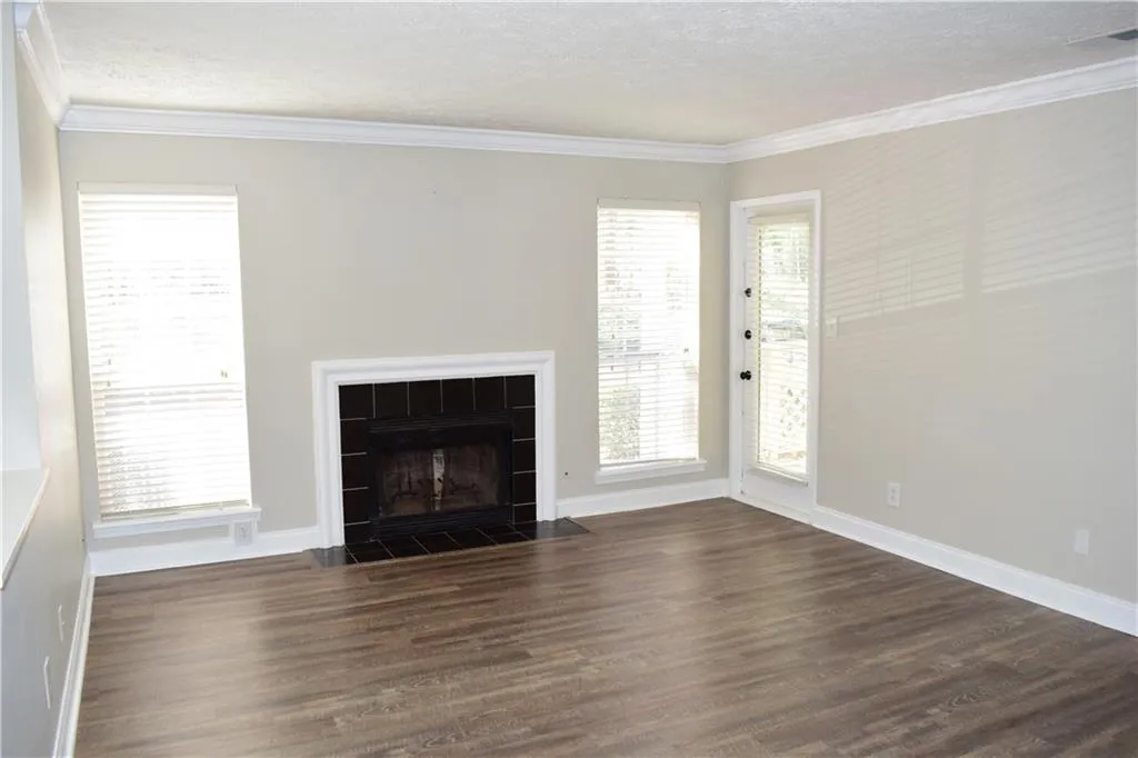 6818 Glenridge Drive Unit H, Sandy Springs, Georgia 30328, 1 Bedroom Bedrooms, ,1 BathroomBathrooms,Residential,Sold,6818 Glenridge Drive Unit H,6528025 6818 Glenridge Drive Unit H, Sandy Springs, Georgia 30328, 1 Bedroom Bedrooms, ,1 BathroomBathrooms,Residential,Sold,6818 Glenridge Drive Unit H,6528025