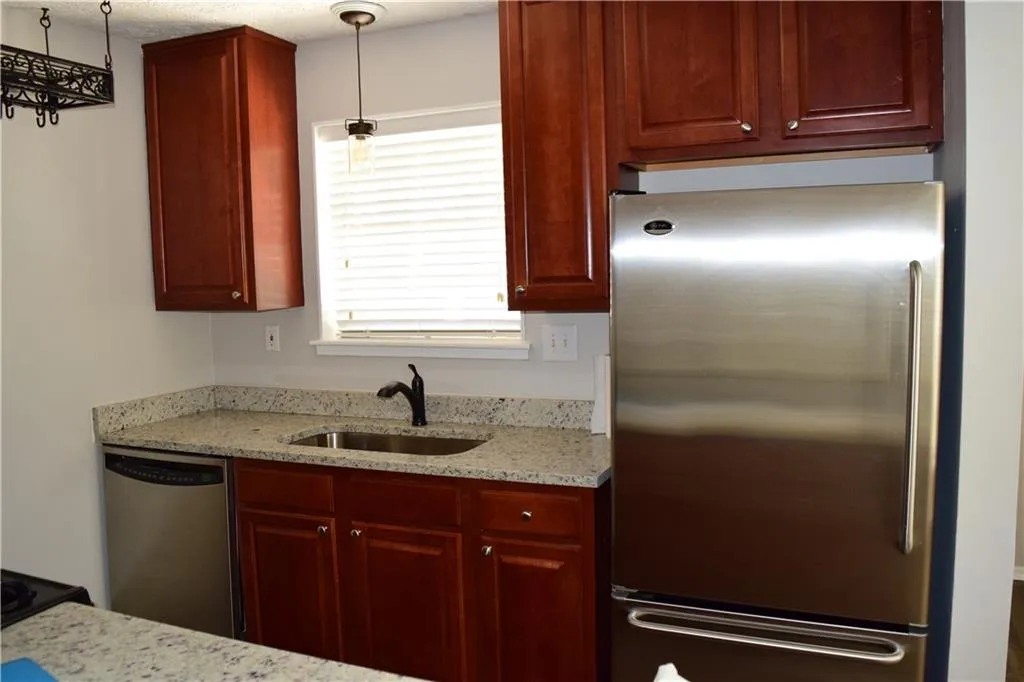 6818 Glenridge Drive Unit H, Sandy Springs, Georgia 30328, 1 Bedroom Bedrooms, ,1 BathroomBathrooms,Residential,Sold,6818 Glenridge Drive Unit H,6528025 6818 Glenridge Drive Unit H, Sandy Springs, Georgia 30328, 1 Bedroom Bedrooms, ,1 BathroomBathrooms,Residential,Sold,6818 Glenridge Drive Unit H,6528025