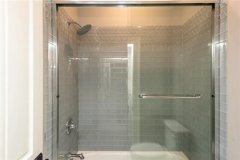 645 W Powderhorn Road, Atlanta, Georgia 30342, 7 Bedrooms Bedrooms, ,7 BathroomsBathrooms,Residential,Sold,645 W Powderhorn Road,6839873