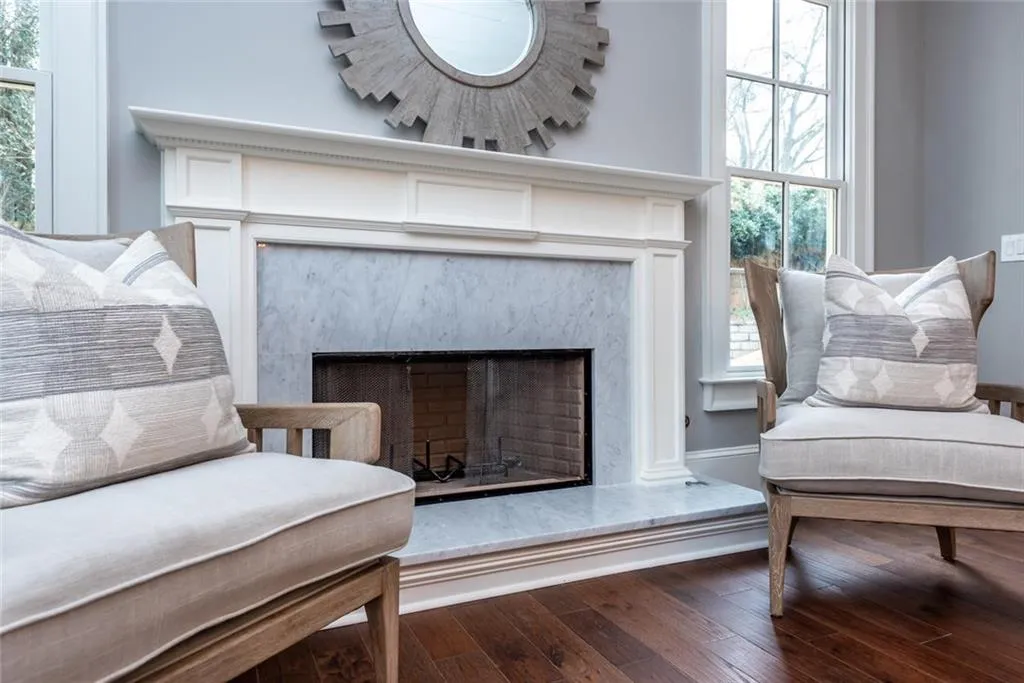 645 W Powderhorn Road, Atlanta, Georgia 30342, 7 Bedrooms Bedrooms, ,7 BathroomsBathrooms,Residential,Sold,645 W Powderhorn Road,6839873