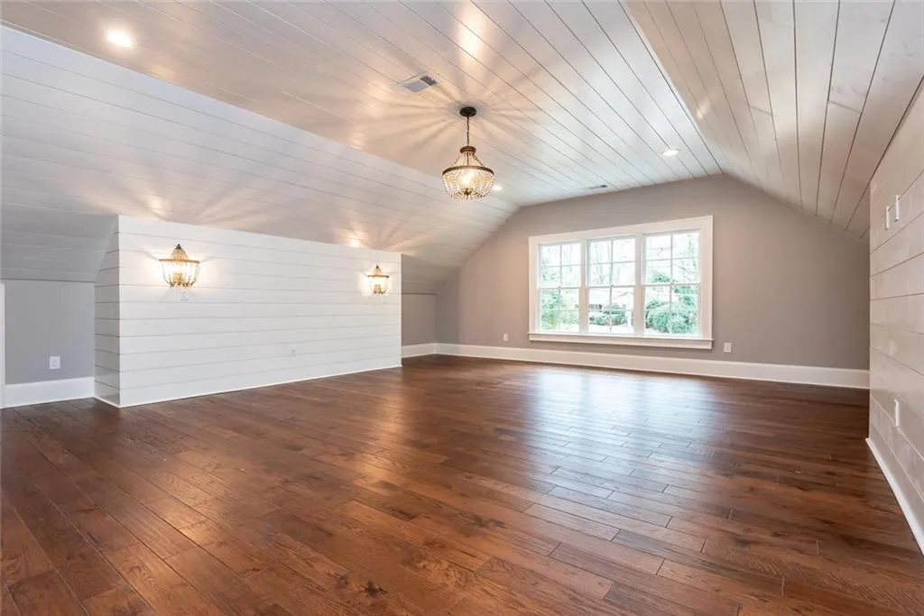 645 W Powderhorn Road, Atlanta, Georgia 30342, 7 Bedrooms Bedrooms, ,7 BathroomsBathrooms,Residential,Sold,645 W Powderhorn Road,6839873