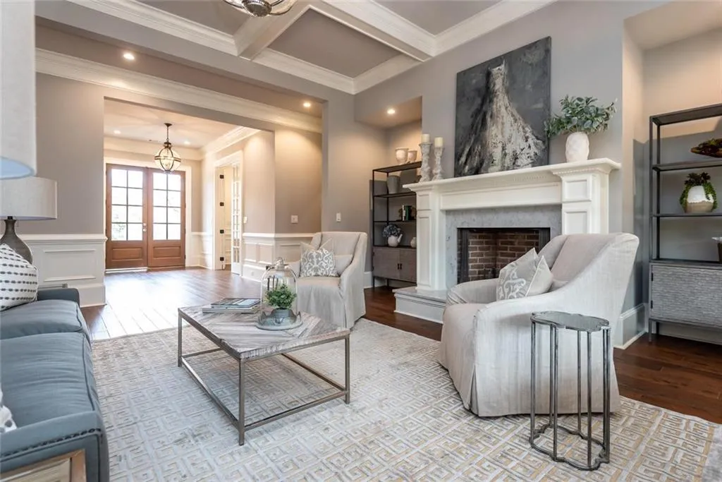 645 W Powderhorn Road, Atlanta, Georgia 30342, 7 Bedrooms Bedrooms, ,7 BathroomsBathrooms,Residential,Sold,645 W Powderhorn Road,6839873