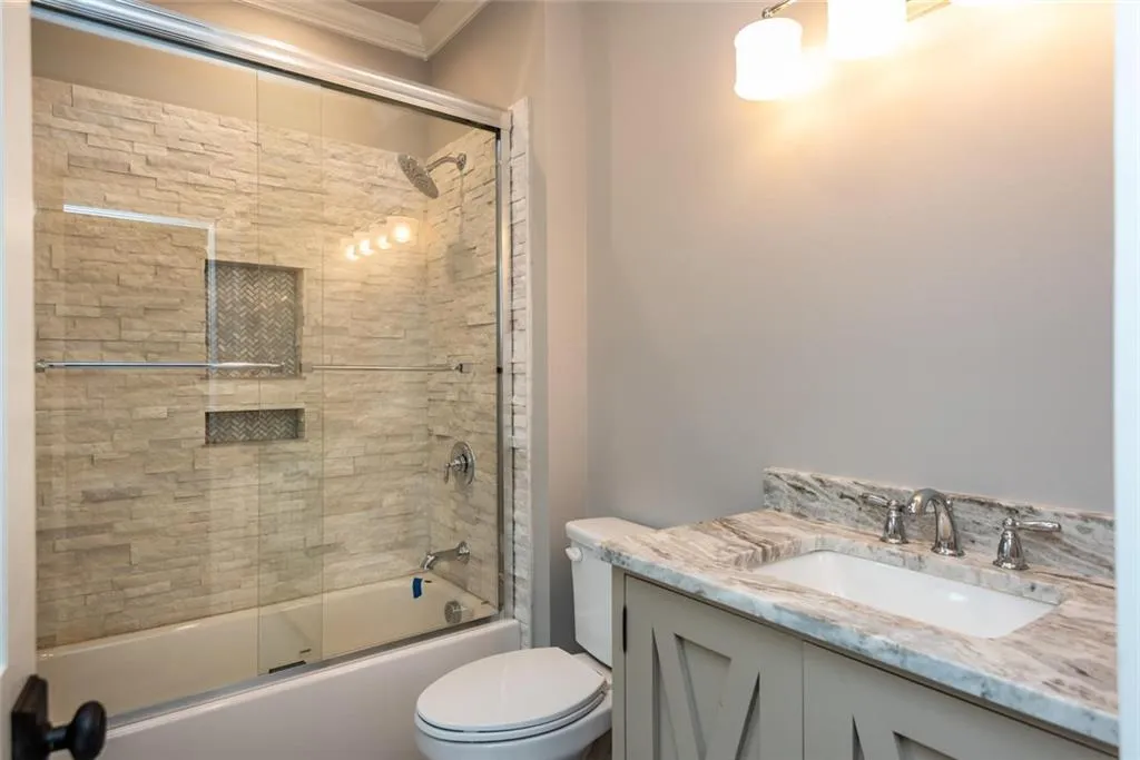 645 W Powderhorn Road, Atlanta, Georgia 30342, 7 Bedrooms Bedrooms, ,7 BathroomsBathrooms,Residential,Sold,645 W Powderhorn Road,6839873