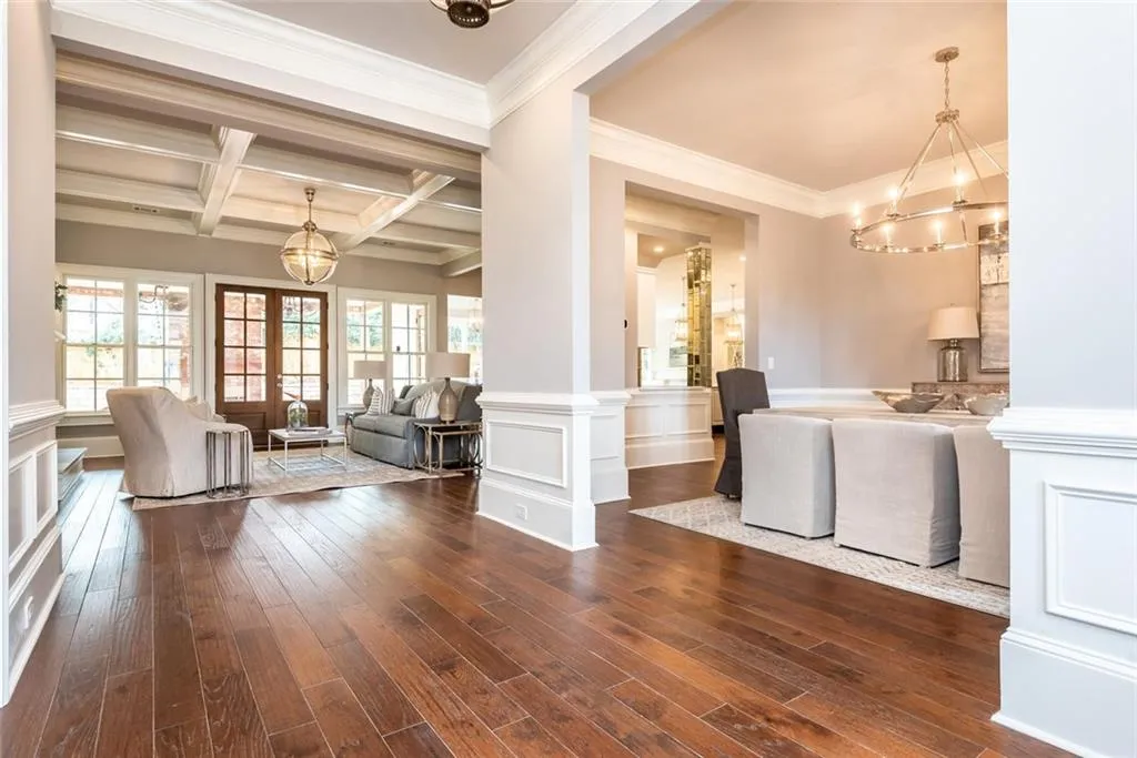 645 W Powderhorn Road, Atlanta, Georgia 30342, 7 Bedrooms Bedrooms, ,7 BathroomsBathrooms,Residential,Sold,645 W Powderhorn Road,6839873