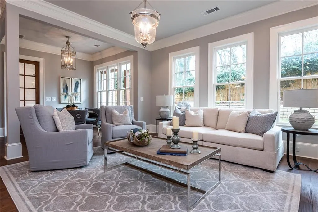 645 W Powderhorn Road, Atlanta, Georgia 30342, 7 Bedrooms Bedrooms, ,7 BathroomsBathrooms,Residential,Sold,645 W Powderhorn Road,6839873