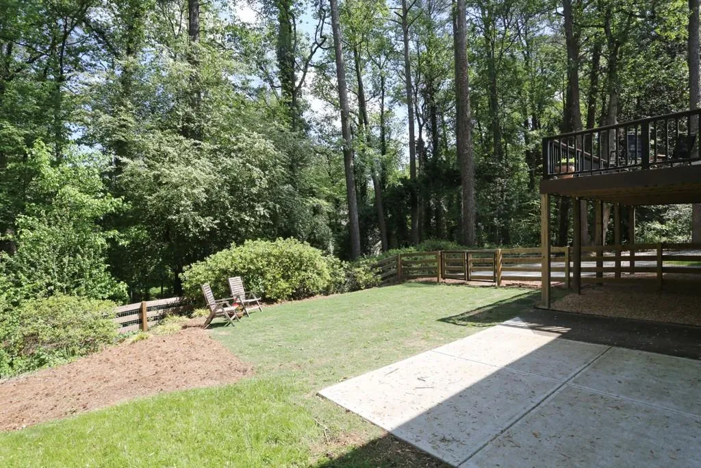 355 Amberidge Trail, Sandy Springs, Georgia 30328, 4 Bedrooms Bedrooms, ,3 BathroomsBathrooms,Residential,Sold,355 Amberidge Trail,5838657
