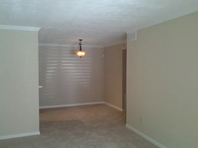 206 Natchez Trace, Atlanta, Georgia 30350, 2 Bedrooms Bedrooms, ,1 BathroomBathrooms,Residential,Sold,206 Natchez Trace,5617975