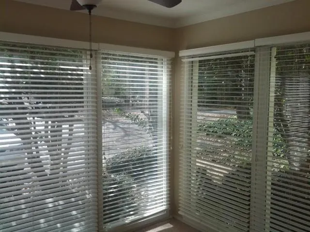 206 Natchez Trace, Atlanta, Georgia 30350, 2 Bedrooms Bedrooms, ,1 BathroomBathrooms,Residential,Sold,206 Natchez Trace,5617975