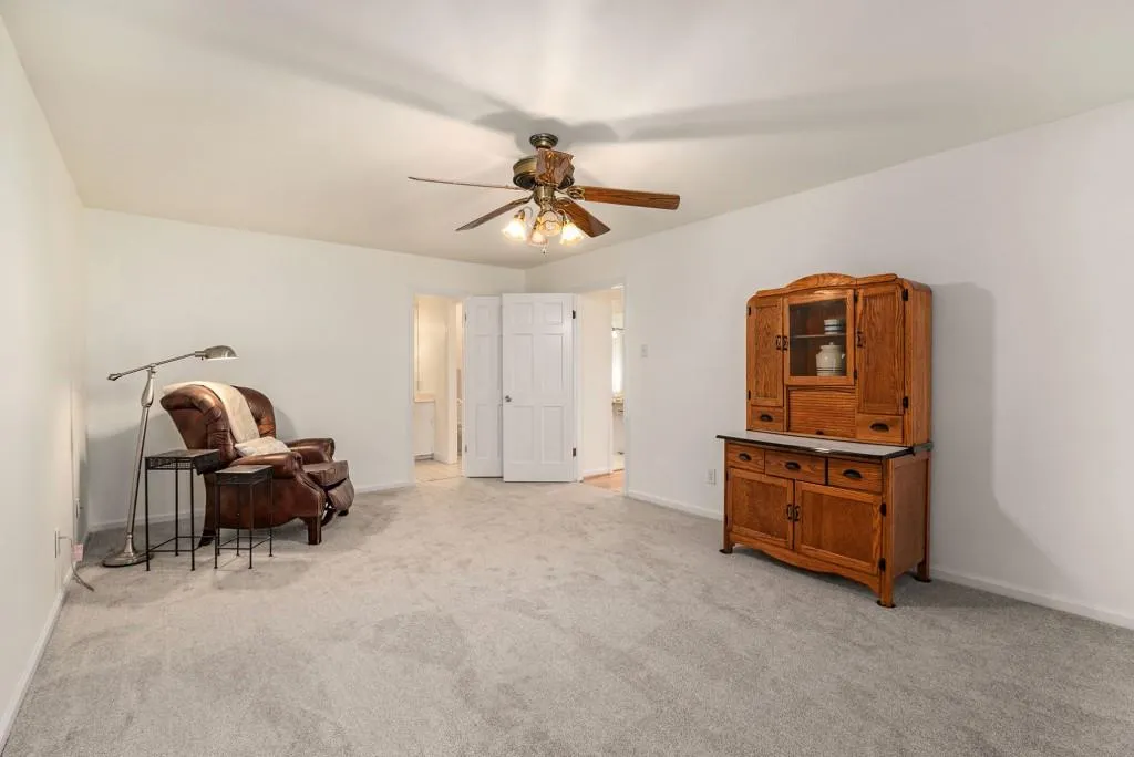 685 Spalding Drive, Sandy Springs, Georgia 30328, 5 Bedrooms Bedrooms, ,4 BathroomsBathrooms,Residential,Sold,685 Spalding Drive,7189409
