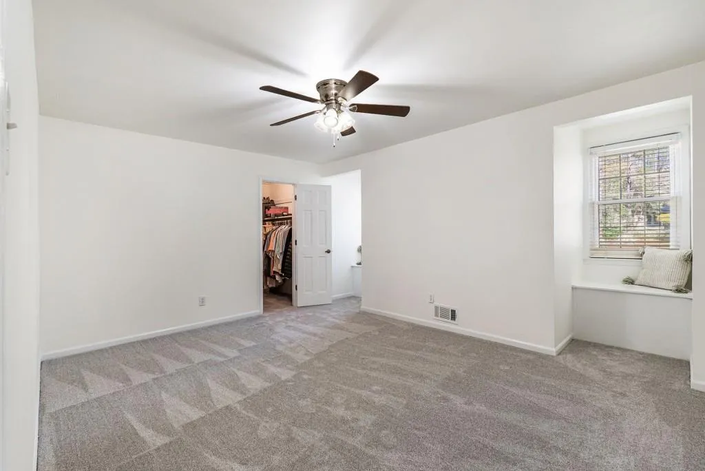 685 Spalding Drive, Sandy Springs, Georgia 30328, 5 Bedrooms Bedrooms, ,4 BathroomsBathrooms,Residential,Sold,685 Spalding Drive,7189409