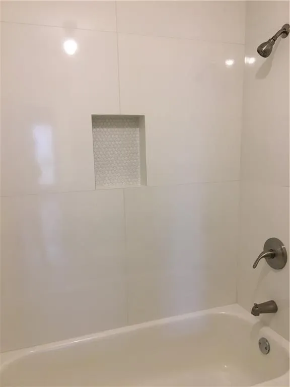 205 Woodcliff Drive, Sandy Springs, Georgia 30350, 2 Bedrooms Bedrooms, ,2 BathroomsBathrooms,Residential,Sold,205 Woodcliff Drive,6819898