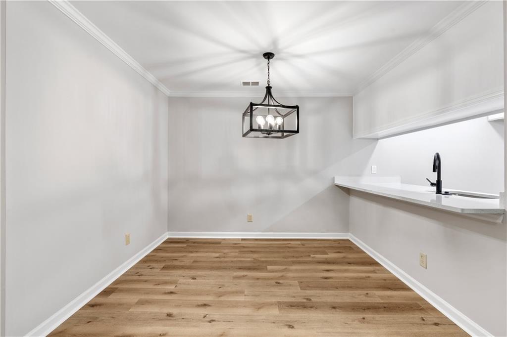 304 Barrington Hills Drive, Sandy Springs, Georgia 30350, 2 Bedrooms Bedrooms, ,2 BathroomsBathrooms,Residential,Sold,304 Barrington Hills Drive,7297991