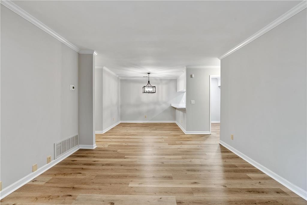 304 Barrington Hills Drive, Sandy Springs, Georgia 30350, 2 Bedrooms Bedrooms, ,2 BathroomsBathrooms,Residential,Sold,304 Barrington Hills Drive,7297991