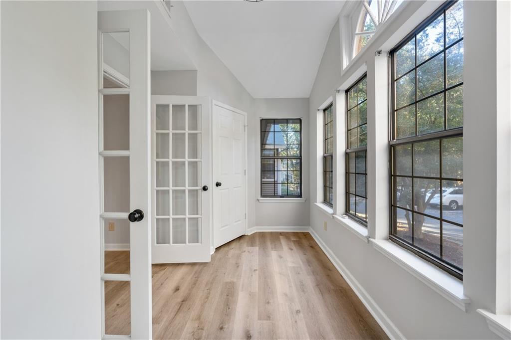 304 Barrington Hills Drive, Sandy Springs, Georgia 30350, 2 Bedrooms Bedrooms, ,2 BathroomsBathrooms,Residential,Sold,304 Barrington Hills Drive,7297991