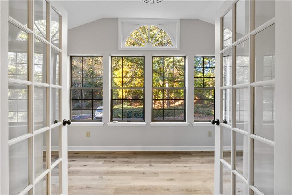 304 Barrington Hills Drive, Sandy Springs, Georgia 30350, 2 Bedrooms Bedrooms, ,2 BathroomsBathrooms,Residential,Sold,304 Barrington Hills Drive,7297991