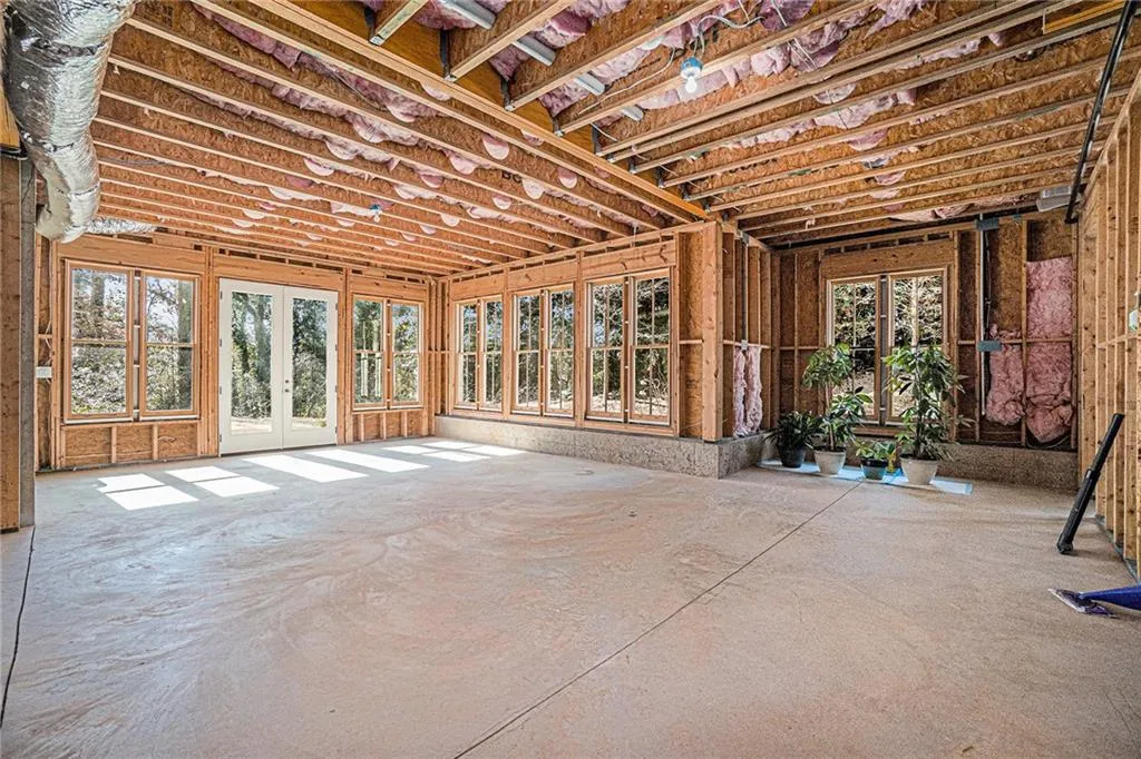 1005 W Kingston Drive, Atlanta, Georgia 30342, 5 Bedrooms Bedrooms, ,5 BathroomsBathrooms,Residential,Sold,1005 W Kingston Drive,7526933
