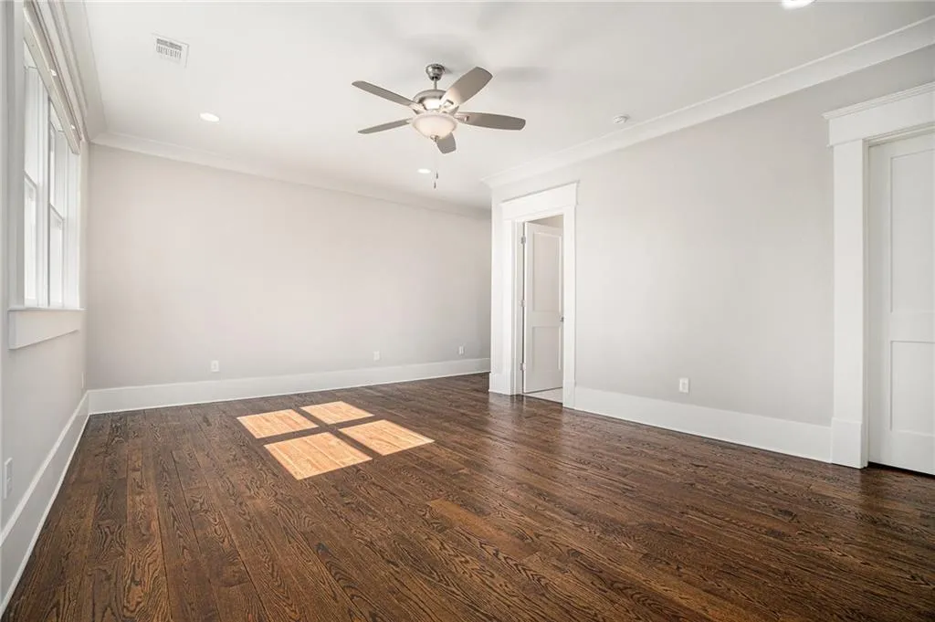 1005 W Kingston Drive, Atlanta, Georgia 30342, 5 Bedrooms Bedrooms, ,5 BathroomsBathrooms,Residential,Sold,1005 W Kingston Drive,7526933