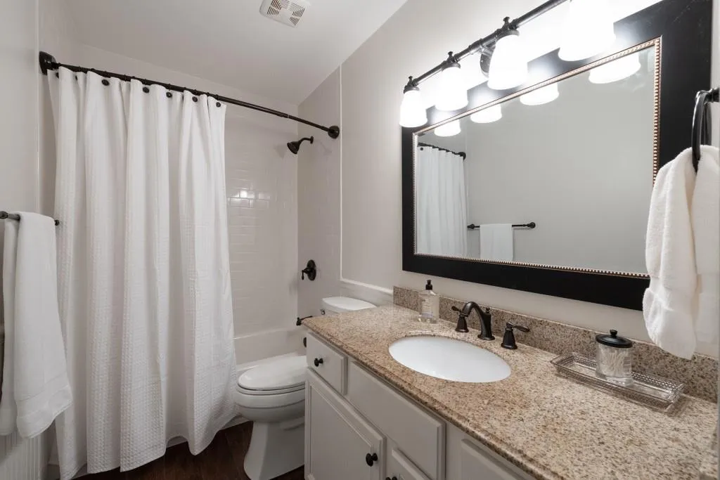 12 Mount Vernon Circle, Atlanta, Georgia 30338, 2 Bedrooms Bedrooms, ,2 BathroomsBathrooms,Residential,Sold,12 Mount Vernon Circle,7179822