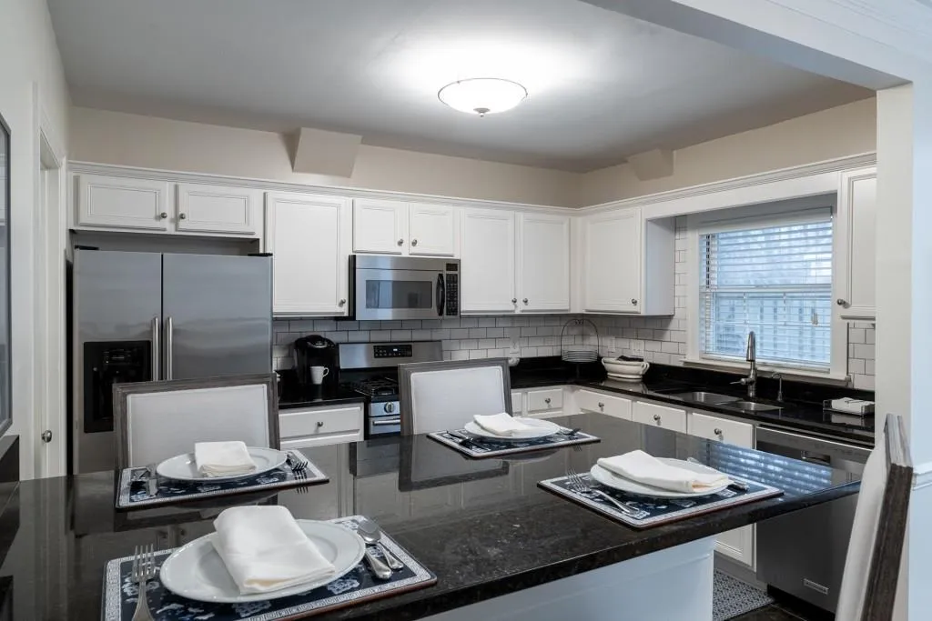 12 Mount Vernon Circle, Atlanta, Georgia 30338, 2 Bedrooms Bedrooms, ,2 BathroomsBathrooms,Residential,Sold,12 Mount Vernon Circle,7179822