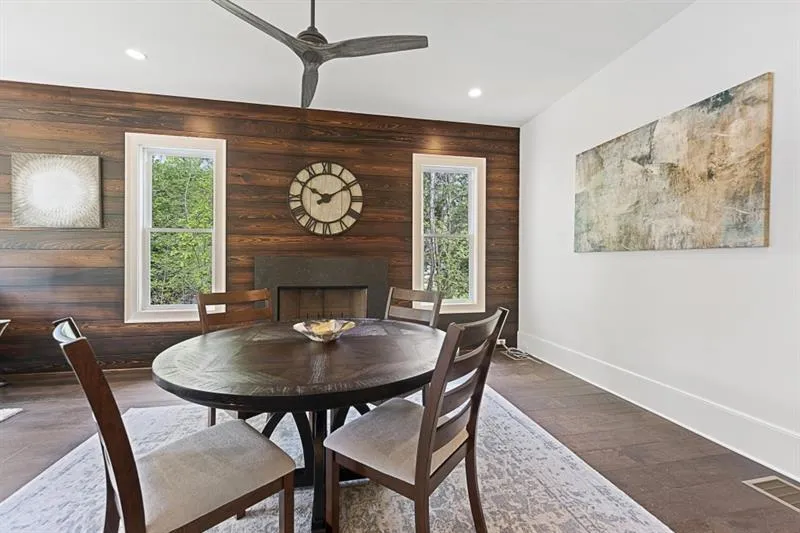 6048 Harleston Road, Atlanta, Georgia 30328, 6 Bedrooms Bedrooms, ,5 BathroomsBathrooms,Residential,Sold,6048 Harleston Road,6662870