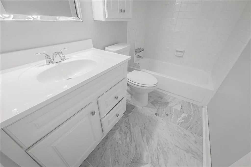 1606 Woodcliff Drive, Atlanta, Georgia 30350, 2 Bedrooms Bedrooms, ,2 BathroomsBathrooms,Residential,Sold,1606 Woodcliff Drive,7222195