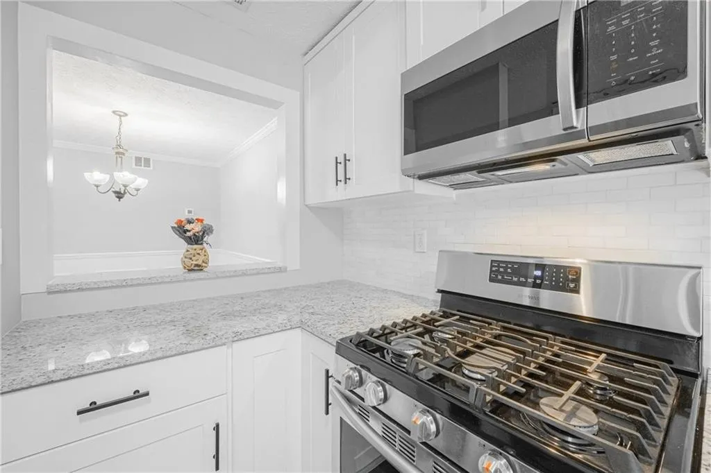 1606 Woodcliff Drive, Atlanta, Georgia 30350, 2 Bedrooms Bedrooms, ,2 BathroomsBathrooms,Residential,Sold,1606 Woodcliff Drive,7222195