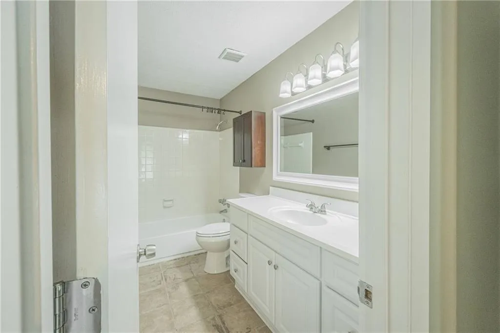 1606 Woodcliff Drive, Atlanta, Georgia 30350, 2 Bedrooms Bedrooms, ,2 BathroomsBathrooms,Residential,Sold,1606 Woodcliff Drive,7222195