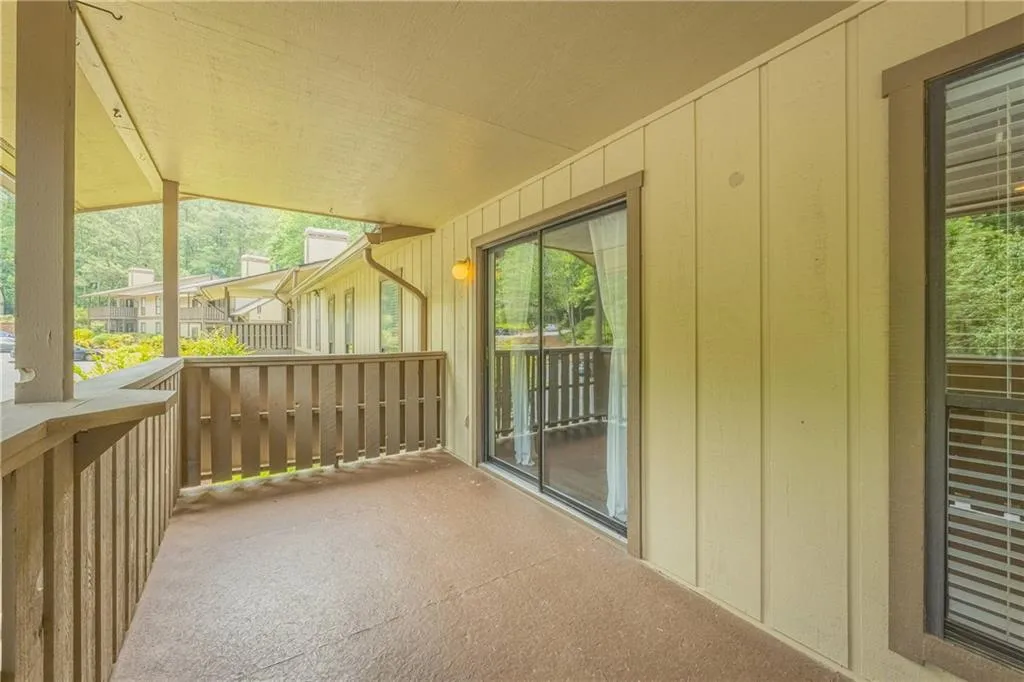 1606 Woodcliff Drive, Atlanta, Georgia 30350, 2 Bedrooms Bedrooms, ,2 BathroomsBathrooms,Residential,Sold,1606 Woodcliff Drive,7222195