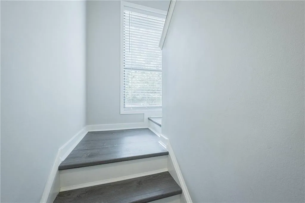 1606 Woodcliff Drive, Atlanta, Georgia 30350, 2 Bedrooms Bedrooms, ,2 BathroomsBathrooms,Residential,Sold,1606 Woodcliff Drive,7222195