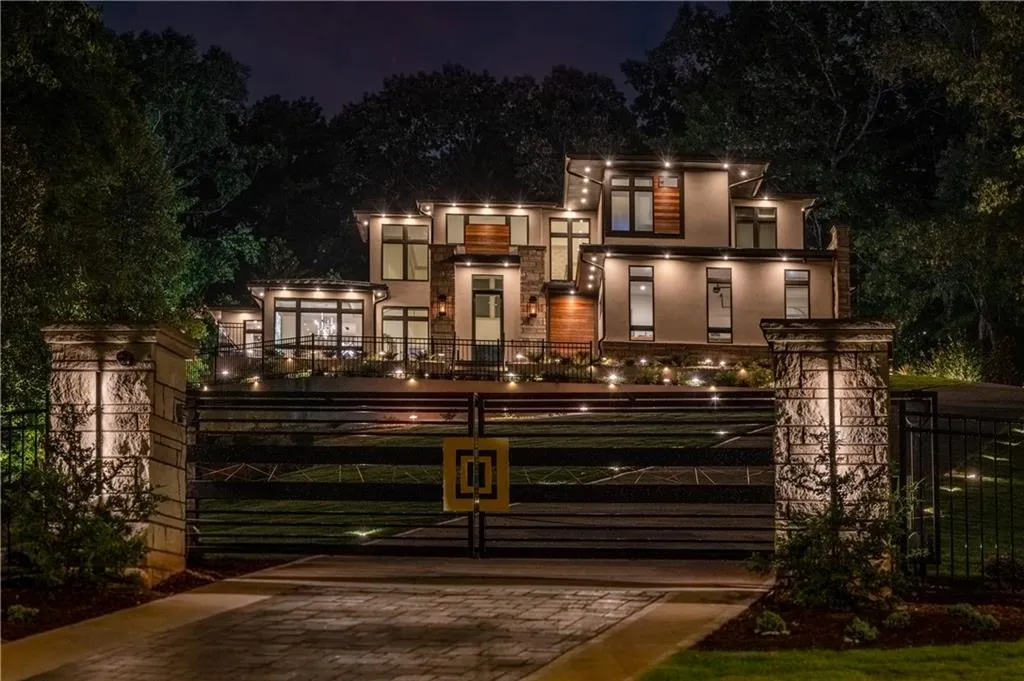 1090 Kingston Drive, Sandy Springs, Georgia 30342, 6 Bedrooms Bedrooms, 0 ,6 BathroomsBathrooms,Residential,For Sale,1090 Kingston Drive,7827666