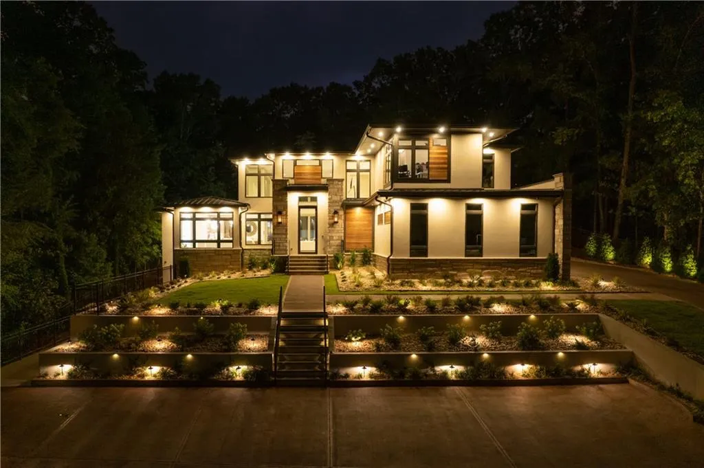 1090 Kingston Drive, Sandy Springs, Georgia 30342, 6 Bedrooms Bedrooms, 0 ,6 BathroomsBathrooms,Residential,For Sale,1090 Kingston Drive,7827666