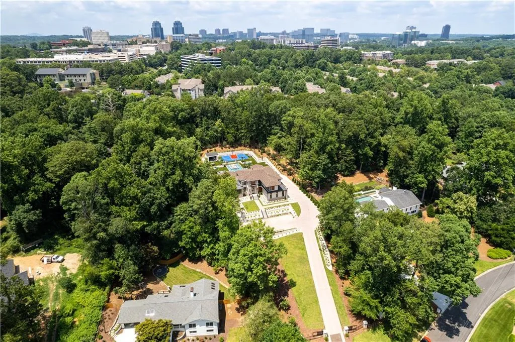1090 Kingston Drive, Sandy Springs, Georgia 30342, 6 Bedrooms Bedrooms, 0 ,6 BathroomsBathrooms,Residential,For Sale,1090 Kingston Drive,7827666