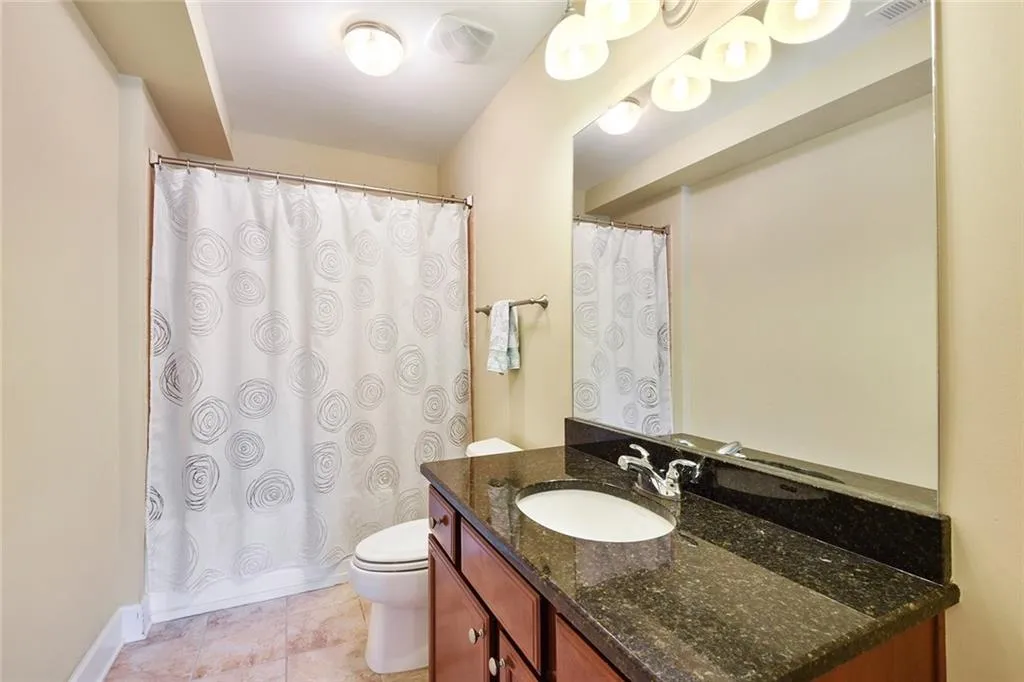 200 River Vista Drive Unit 423, Atlanta, Georgia 30339, 2 Bedrooms Bedrooms, ,2 BathroomsBathrooms,Residential,Sold,200 River Vista Drive Unit 423,5826148