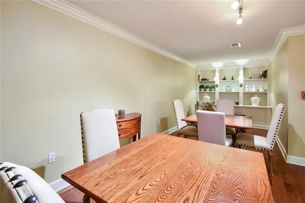 200 River Vista Drive Unit 423, Atlanta, Georgia 30339, 2 Bedrooms Bedrooms, ,2 BathroomsBathrooms,Residential,Sold,200 River Vista Drive Unit 423,5826148