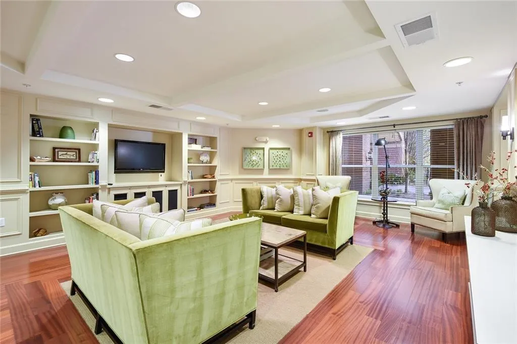 200 River Vista Drive Unit 423, Atlanta, Georgia 30339, 2 Bedrooms Bedrooms, ,2 BathroomsBathrooms,Residential,Sold,200 River Vista Drive Unit 423,5826148