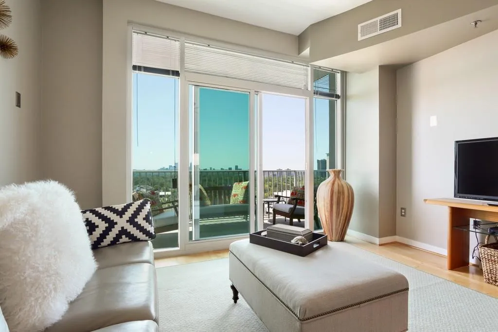 250 Pharr Road Unit 1113, Atlanta, Georgia 30305, 2 Bedrooms Bedrooms, ,2 BathroomsBathrooms,Residential,Sold,250 Pharr Road Unit 1113,5846972