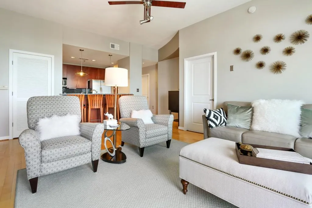 250 Pharr Road Unit 1113, Atlanta, Georgia 30305, 2 Bedrooms Bedrooms, ,2 BathroomsBathrooms,Residential,Sold,250 Pharr Road Unit 1113,5846972