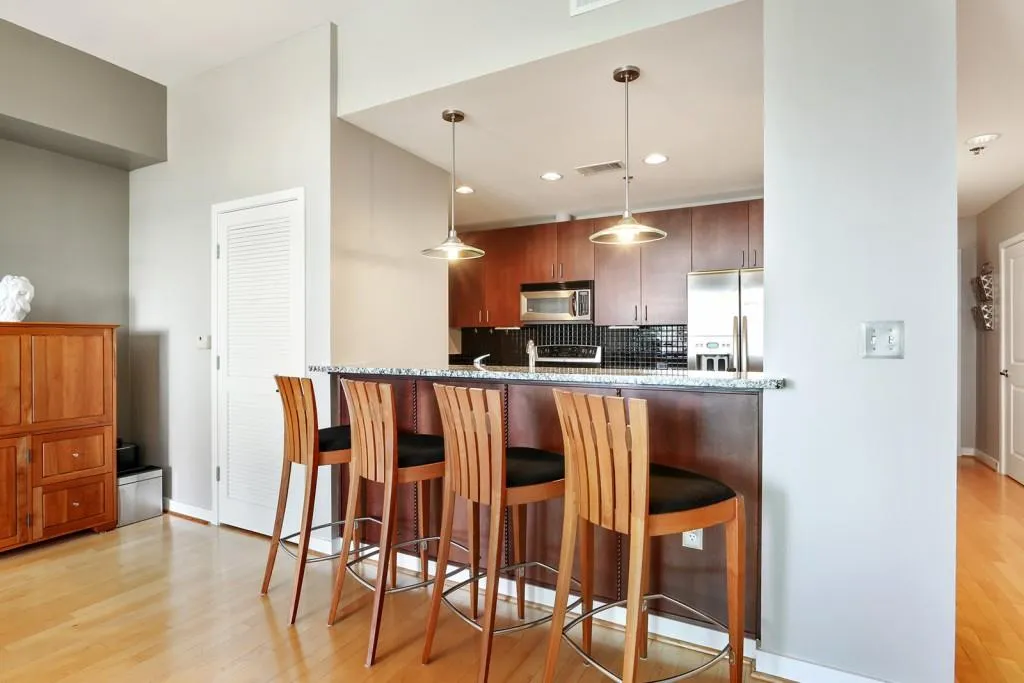 250 Pharr Road Unit 1113, Atlanta, Georgia 30305, 2 Bedrooms Bedrooms, ,2 BathroomsBathrooms,Residential,Sold,250 Pharr Road Unit 1113,5846972