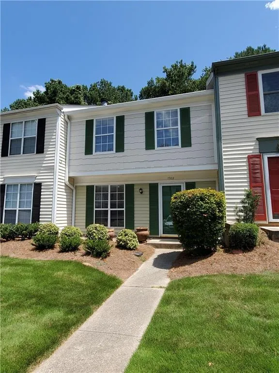 1702 Queen Anne Court, Sandy Springs, Georgia 30350, 2 Bedrooms Bedrooms, ,2 BathroomsBathrooms,Residential,Sold,1702 Queen Anne Court,6761131
