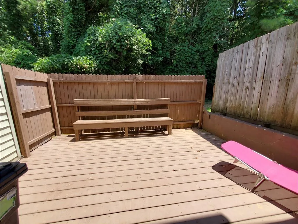 1702 Queen Anne Court, Sandy Springs, Georgia 30350, 2 Bedrooms Bedrooms, ,2 BathroomsBathrooms,Residential,Sold,1702 Queen Anne Court,6761131